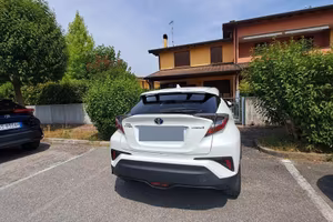 TOYOTA CHR