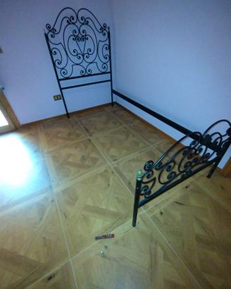 Letto singolo ferro battuto