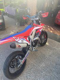 Vendita moto vent 50 motard