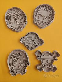 Titolo: Set 5 Stampini / Tagliabiscotti One Piece
