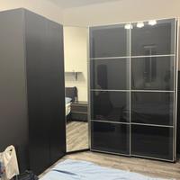 Armadio Ikea pax ad angolo nuovo
