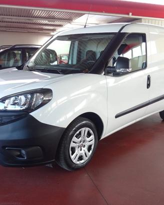 FIAT Doblo 1.6MJT 105CV S&S PC-TN 3Posti Lounge