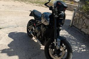 Triumph Trident 660