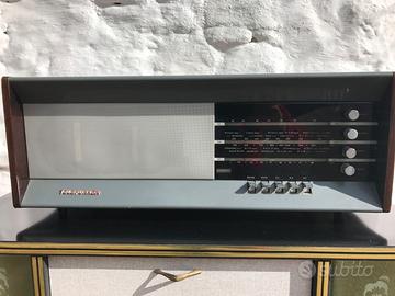 RADIO TELEFUNKEN A VALVOLE CON GIRADISCHI ANNI ‘60