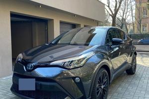 Toyota CH-R 2.0 Hybrid Trend