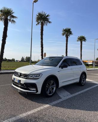 Volkswagen Tiguan 2.0 TDI SCR DSG 4MOTION Executiv