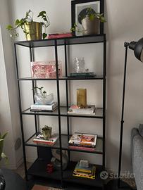 Libreria Ikea in vetro e metallo