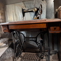 Singer antica a pedali con mobile - Vintage