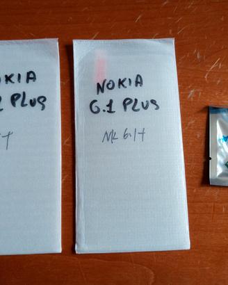 Nokia 6.1 Plus-Dock di ricarica e pellicole vetro
