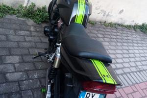 Kawasaki ZRX