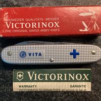 Coltellino svizzero Victorinox “VITA ALOX ARGENT O