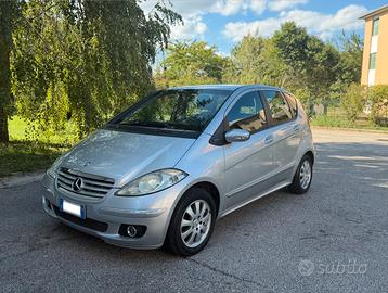 MERCEDES-BENZ CLASSE A150 BENZ AVANTGARDE