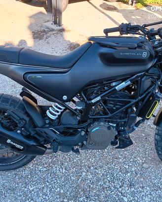 Husqvarna svartpilen 125