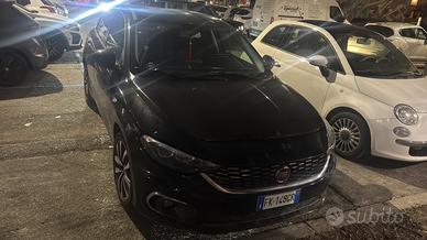 Auto Fiat tipo