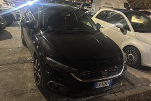 Auto Fiat tipo