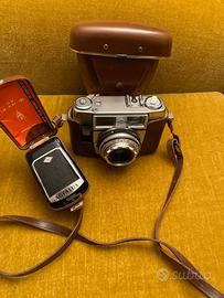 macchina fotografica Agfa silette LK con flash