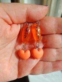 Orecchini pendenti resina arancione glitter