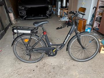 Bici elettrica Nilox J5