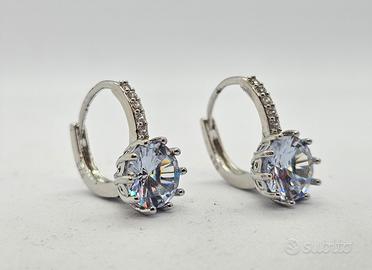 Orecchino ad anello zircone cubic