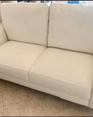 Divano due posti pelle  Poltrone Sofa come nuovo