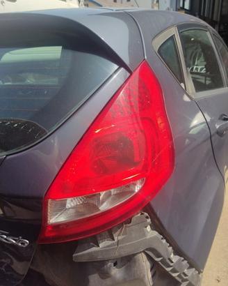 Fanale posteriore destro FORD FIESTA del 2011