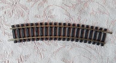 Binario curvo mm. 225 ( 3 disponibili )