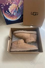 UGG Classic Ultra Mini