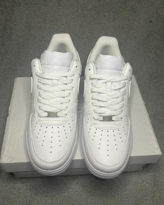 Nike Air Force 1 Low Supreme Bianco 39