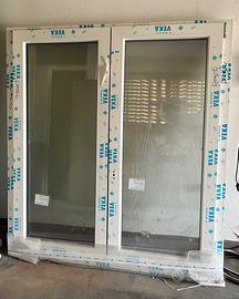 Finestra PVC 2 ante – 145 x 161 cm – Nuova