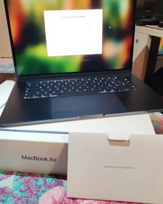 Apple MacBook Air 15, Chip M4 2025, (TRATTABILE)