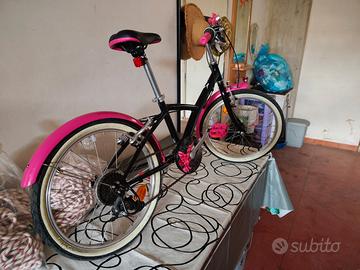 Bicicletta bambina Decathlon 20 pari al nuovo.