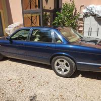 JAGUAR XJ 4.0 Sovereing