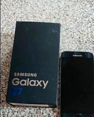 cellulare s7 perfetto  + omaggio