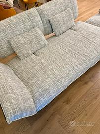 Divano angolare con pensiola