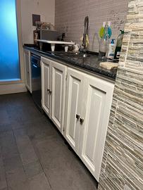 Cucina legno massello.