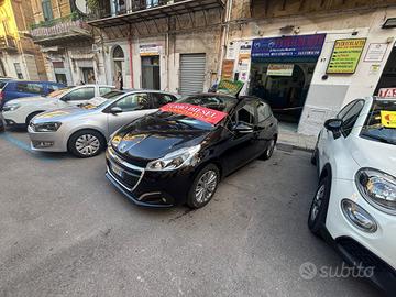 Peugeot 208 BlueHDi 75 5 porte Allure FINANZIABILE