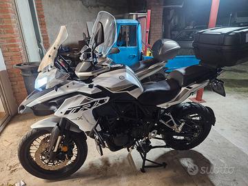Benelli trk 502X