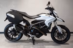 Ducati Hyperstrada 821
