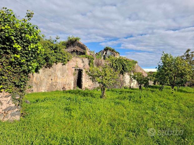 Rif.PS103B| terreno agricolo acireale