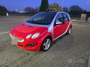 Smart ForFour 1.3 Benzina - Economica e Affidabile