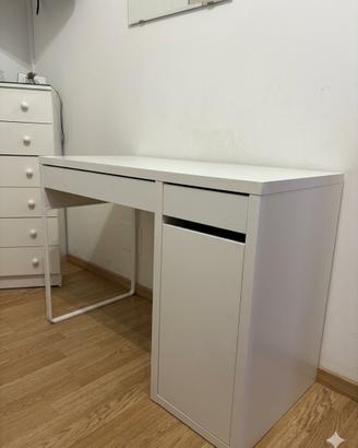 Scrivania bianca Ikea