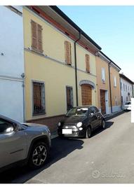 Immobile in asta di 193 m² con 5 locali a Bozzolo