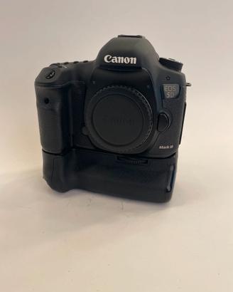 Canon Eos 5D Mark III +battery grip BG -E11
