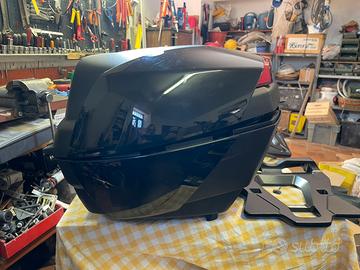 Bauletto +piastra+portapacchi Yamaha X max