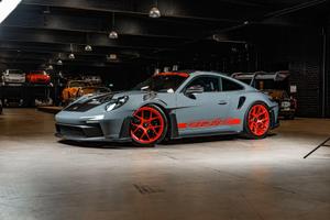 Porsche 911 GT3 RS Weissach