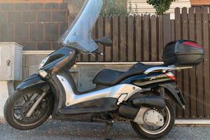 YAMAHA XCITY 250 ANNO 2010 BUONO STATO