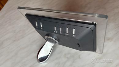 Cornice Digitale Elegante in Vetro + SD 2GB