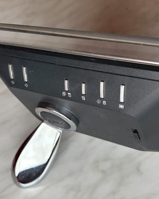 Cornice Digitale Elegante in Vetro + SD 2GB