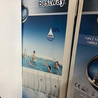 Piscina nuova mai usata bestway