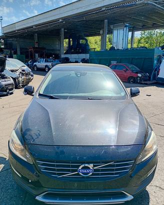Volvo V60 SW Anno 2015 | Veicolo Intero | SOLO PER